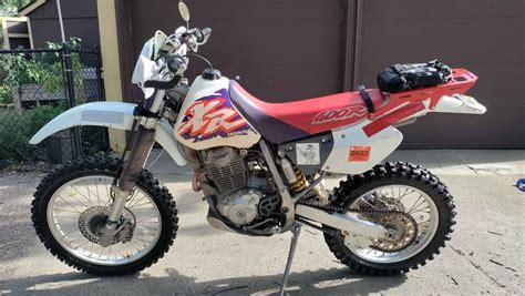 Honda XR400 Review: Specs You MUST Know Before Buying - Motocross Hideout