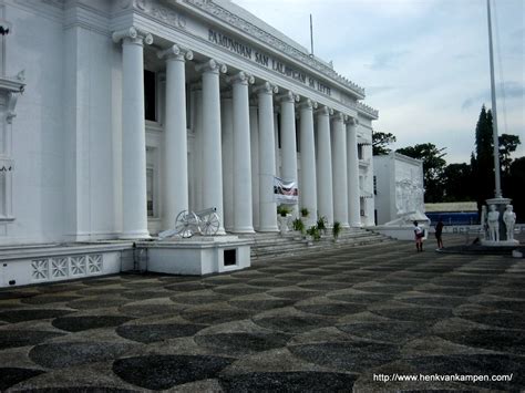 Photo Friday: Tacloban City – Henk van Kampen