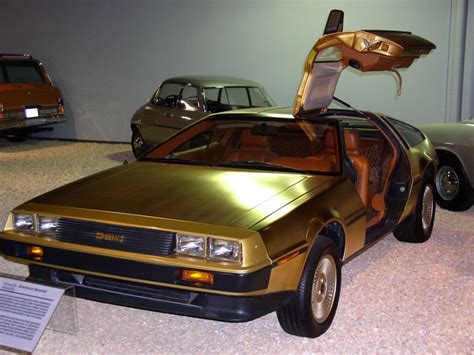 "You built a time machine out of a DeLorean?" [BTTF Week] - Overthinking It