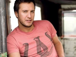 Luke Bryan biography, birth date, birth place and pictures