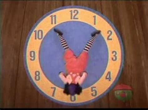 The Big Comfy Couch Clock Rug Stretch - Couch Collection