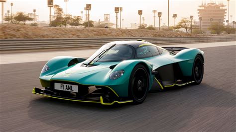 Aston Martin Valkyrie 2024 - Reggi Charisse