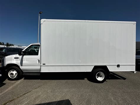 2023 Ford E-450 16ft Dry Van – Ford Commercial Trucks