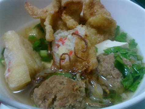 BAKSO with Pentol Wortel | Kyteth Blog