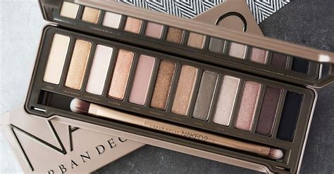 These Are The Best-Selling Eye-Shadow Palettes At Sephora