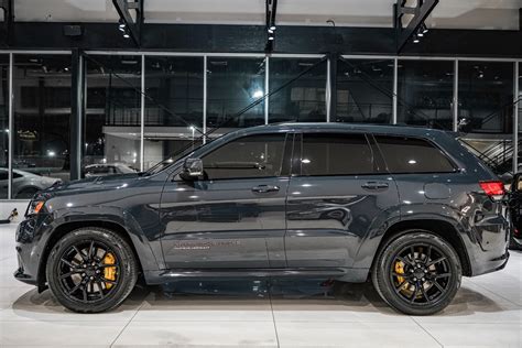 Jeep Grand Cherokee Trackhawk Black | Images and Photos finder