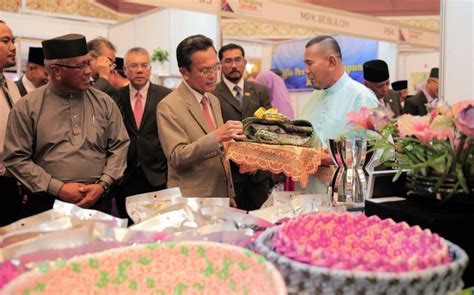 Brunei's largest village product expo launched - Biz Brunei