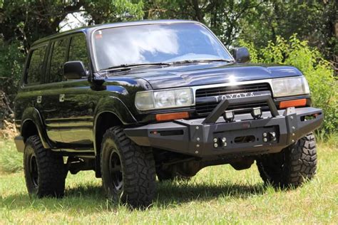 FJ80 Series Land Cruiser Restoration: Classic Toyota Rebuilds | LCR