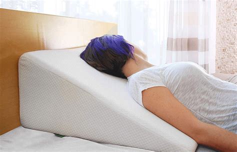 10 Best Anti-Snoring Pillows That Will Help You Sleep Better - 2020