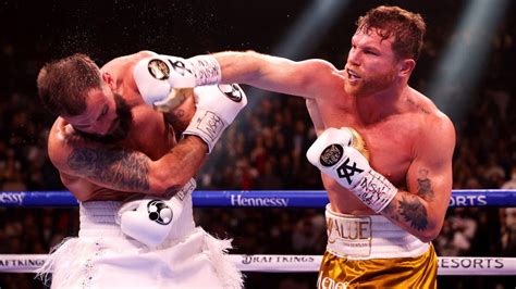 Canelo Alvarez vs. Caleb Plant results, highlights: Alvarez becomes undisputed champion with ...