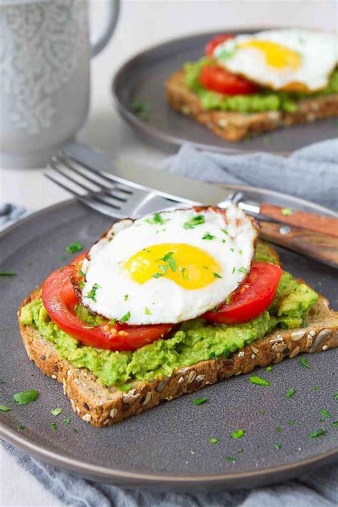 Avocado Toast with Egg & Tomato - Cookin Canuck - Healthy Breakfast Recipe