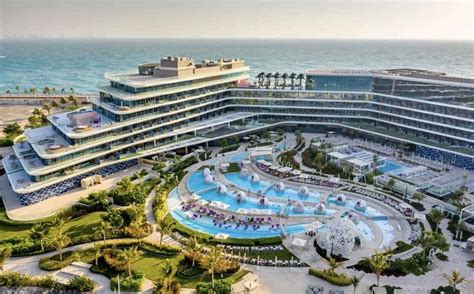 25 Of The Best Beach Hotels in Dubai (to visit in 2024)