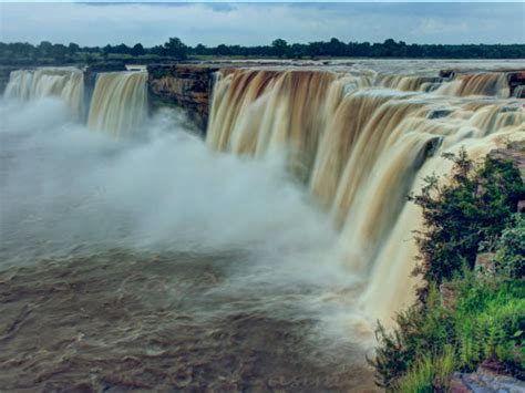 All About India's Widest Waterfall – The Chitrakoot Falls - Nativeplanet