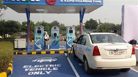 What is the Cost of Setting Up an Electric Car Charging Station in India?