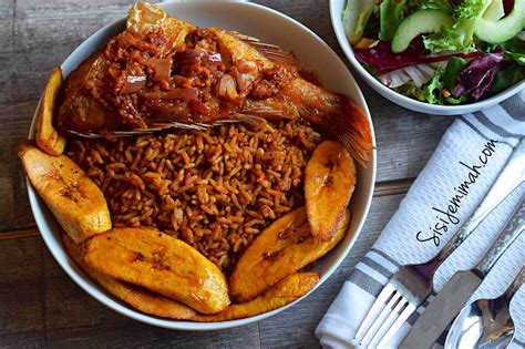 Jollof Rice And Chicken Nigerian : Jollof Rice Recipe | How to Cook ...