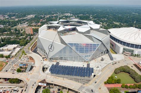 DESIGNBOOM: watch atlanta's soon-to-be-open mercedes-benz stadium roof ...