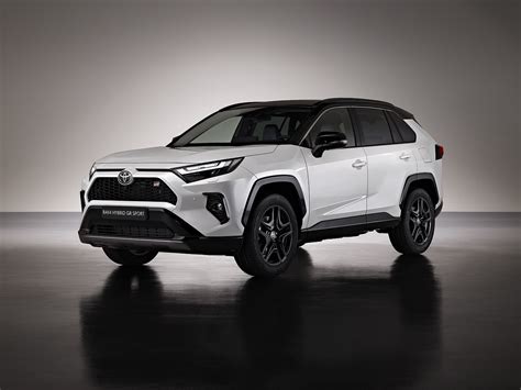 Rav 4 Toyota Hybrid 2024 - Albina Tiffie