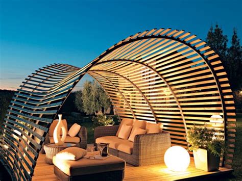 Shaded To Perfection: Elegant Pergola Designs For The Modern Home