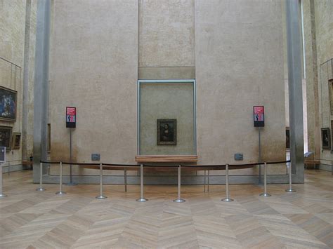 Inside Louvre Museum Mona Lisa