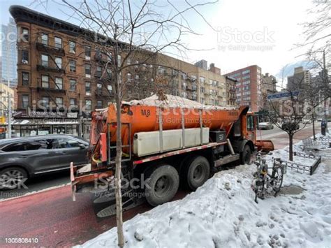 New York City Snow Plow Truck On Streets Of Upper East Side Stock Photo - Download Image Now ...