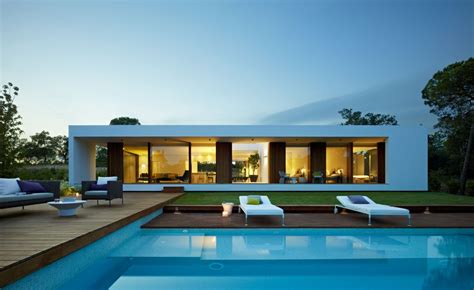 World of Architecture: Modern Villa Indigo, Catalonia, Spain