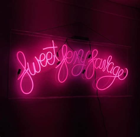 Pink Led Aesthetic Wallpaper / If you're looking for the best aesthetic ...