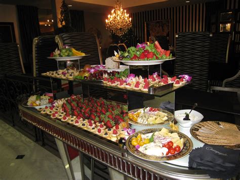 Set Up A Buffet Table Buffet Set - The Art of Images