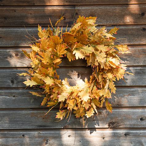 Oak Leaf Wreath | Magnolia