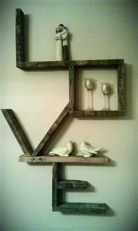 20+ Recycled Pallet Wall Art Ideas for Enhancing Your Interior