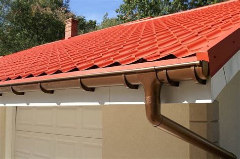 How Many Colors Do LeafGuard Gutters Come In? | Byers