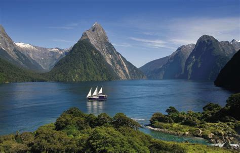 Ide Istimewa New Zealand Landscape, Background Brosur