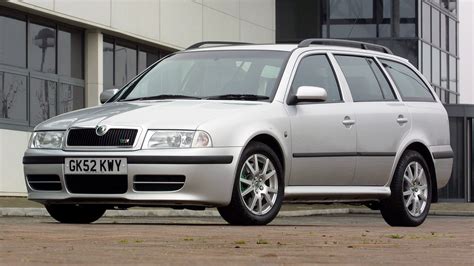 Skoda Octavia vRS Estate (2003) UK Wallpapers and HD Images - Car Pixel