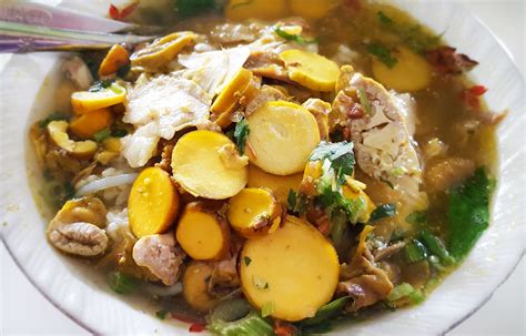 Soto Lamongan | Traditional Soup From Lamongan, Indonesia