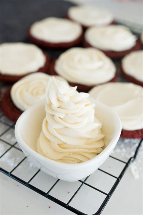 The Best Cream Cheese Frosting - Cooking With Karli