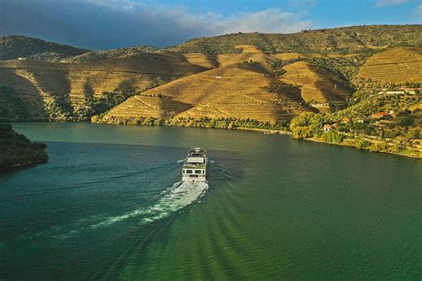 What You Need To Know Before Your First Douro River Cruise