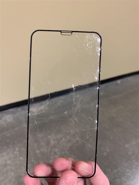 Cracked my screen protector on the first day (my phone is okay) : r/Wellthatsucks