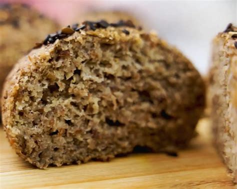 Easy And Healthy Lentil Bread Recipe (No Flour, No Yeast!)