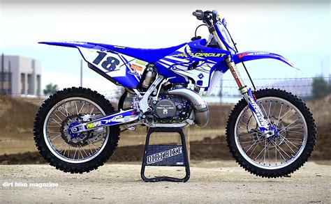 Pro Circuit Yamaha YZ250 2 Stroke ||Dirt Bike Magazine | DERESTRICTED