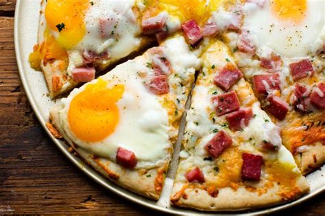 Best Ham, Egg, & Cheese Breakfast Pizza Recipe-How To Make Ham, Egg, & Cheese Breakfast Pizza ...