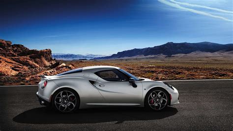 2015 Alfa Romeo 4C Spider Review, Price, 0-60, top speed