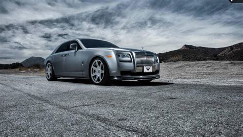 Rolls-Royce Ghost modified by Vorsteiner | CarSession