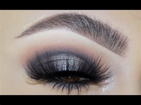 GREY SMOKEY EYE MAKEUP TUTORIAL - YouTube