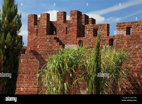 Silves Castle Algarve Portugal Stock Photo - Alamy