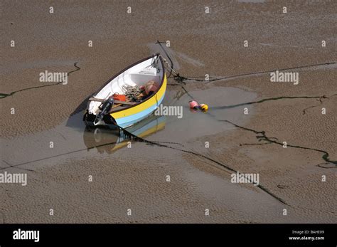 Fishing boat, Newquay harbour Stock Photo - Alamy