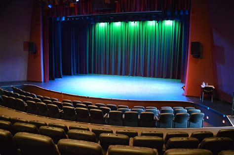 Redmond Theatre | SpacetoCo