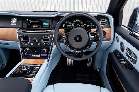 Car of the Year Awards 2021: Best luxury SUV interior | What Car?