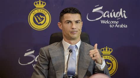 Présentation de Cristiano Ronaldo - Ronaldo justifie son arrivée à Al-Nassr : "En Europe, le ...