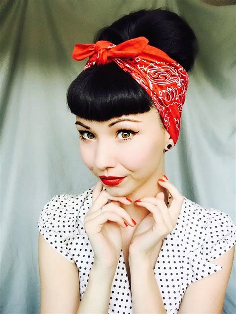 22+ Pin Up Hairstyles With Bandana - Hairstyle Catalog