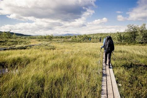 How and what to Pack for Long-Distance Hiking and Trekking - Watch Me See