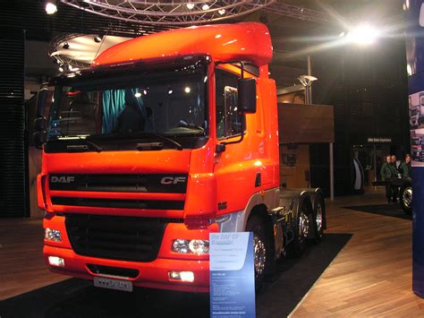 File:DAF CF Sattelzugmaschine.jpg - Wikimedia Commons